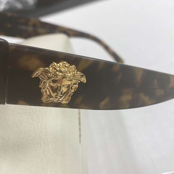VERSACE 
Medusa icon shield sunglasses - Picture 3 of 4